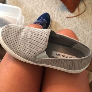 Steve Madden slides